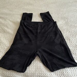 Lululemon black camo leggings